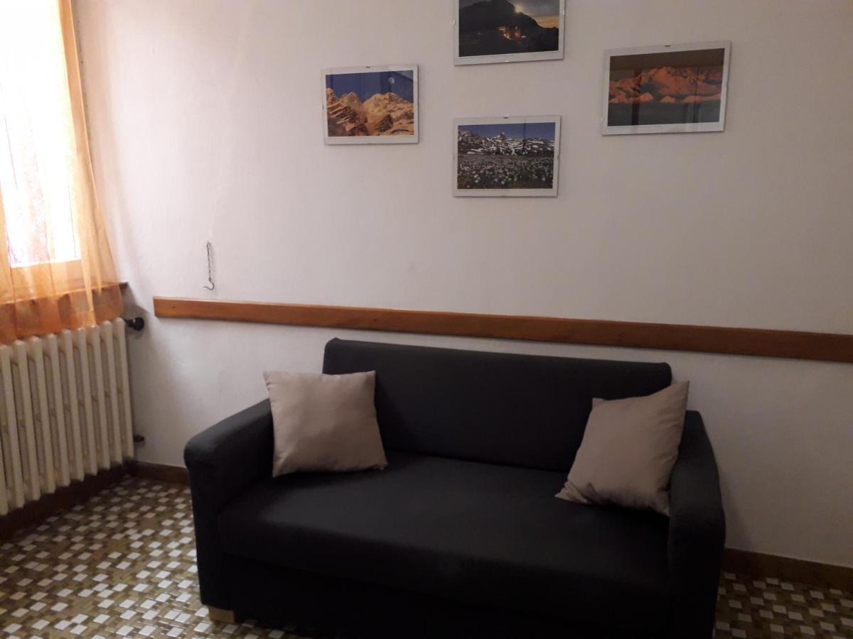 Casa Teresina - Corenno Plinio Lago Di Como Appartement Dervio Buitenkant foto