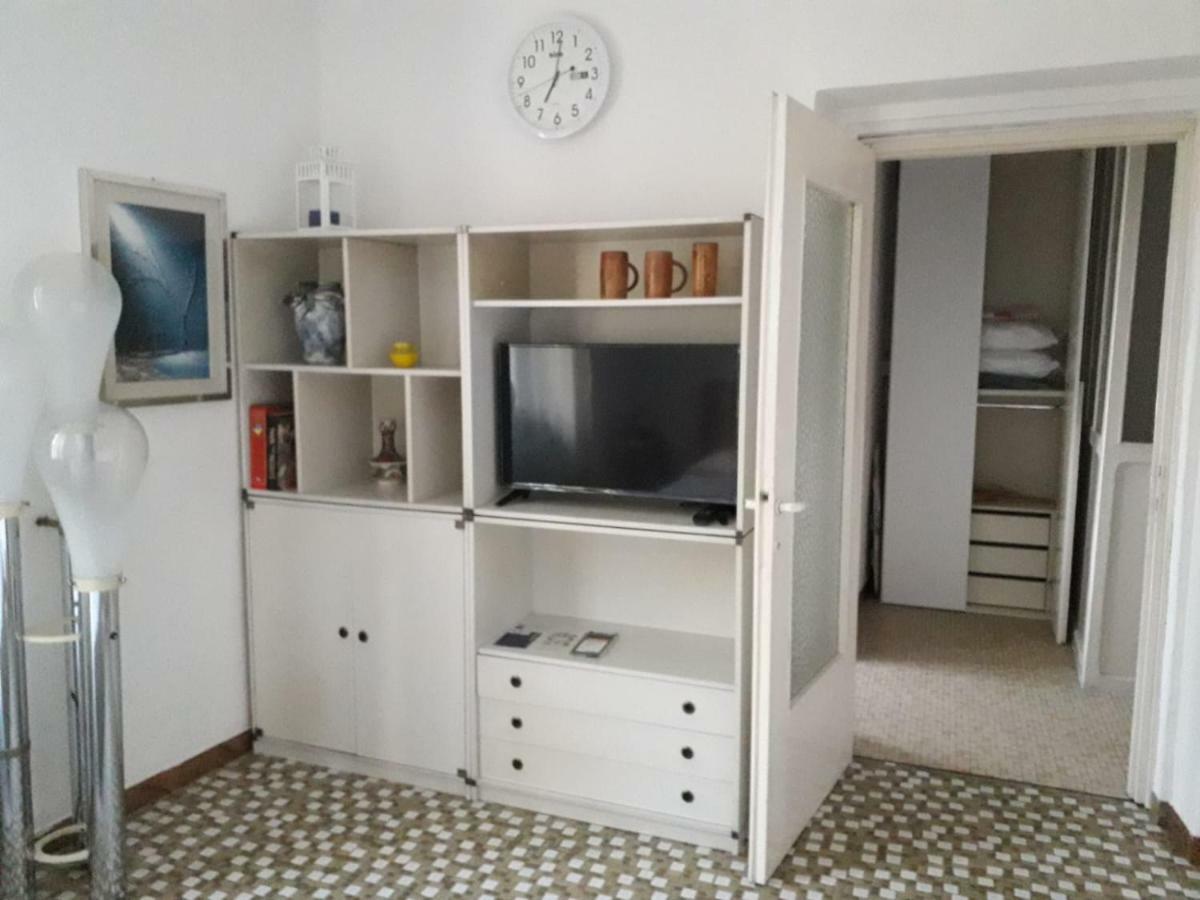 Casa Teresina - Corenno Plinio Lago Di Como Appartement Dervio Buitenkant foto