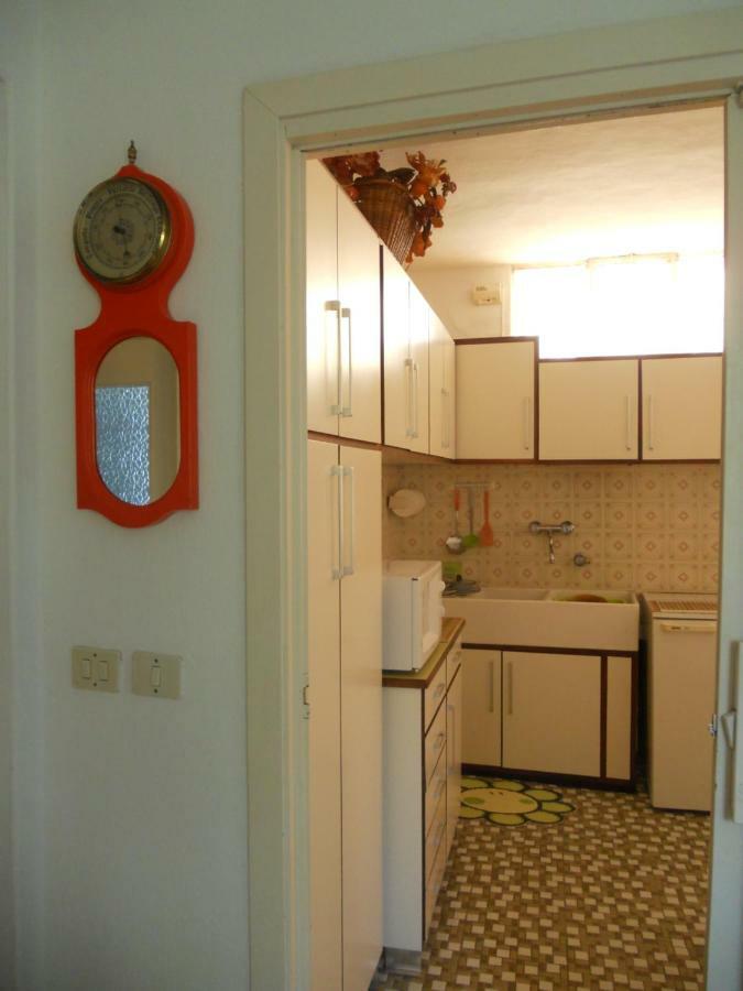Casa Teresina - Corenno Plinio Lago Di Como Appartement Dervio Buitenkant foto
