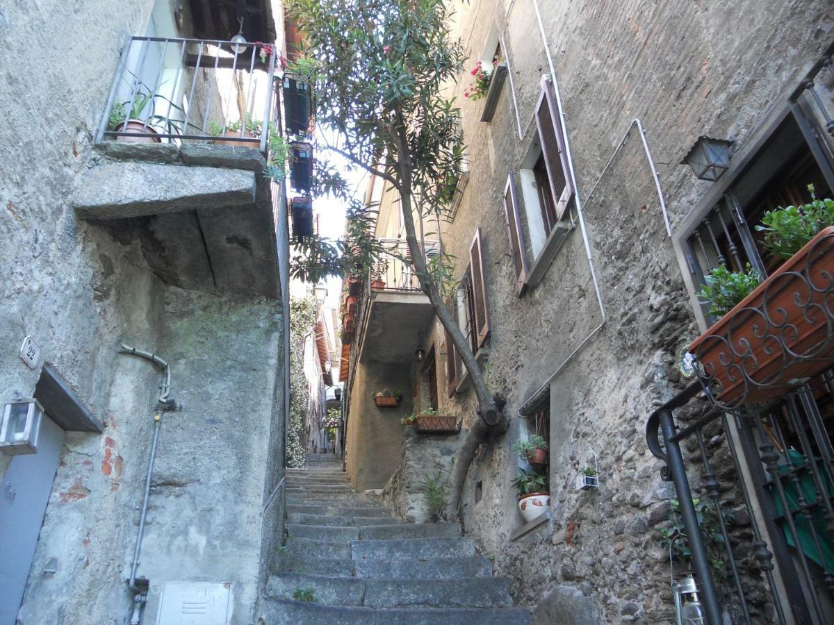 Casa Teresina - Corenno Plinio Lago Di Como Appartement Dervio Buitenkant foto