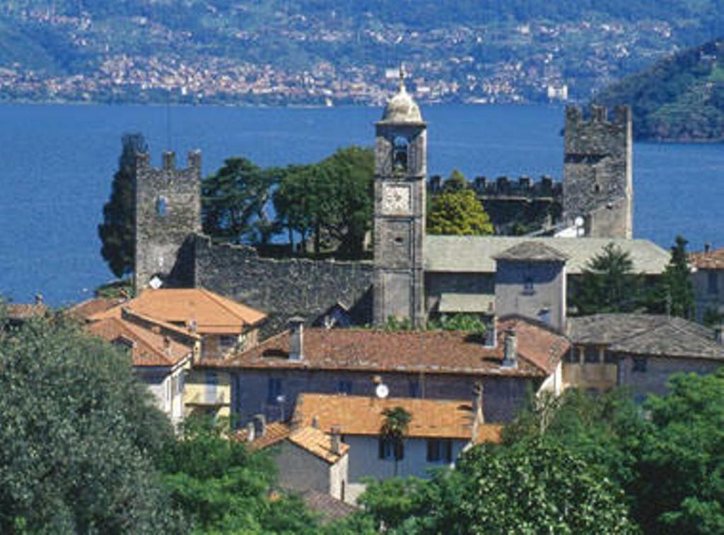 Casa Teresina - Corenno Plinio Lago Di Como Appartement Dervio Buitenkant foto